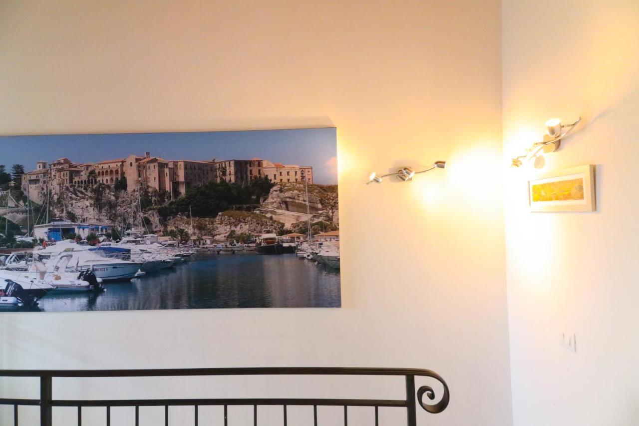 Appartamenti Porta Antica Di Tropea Exteriör bild