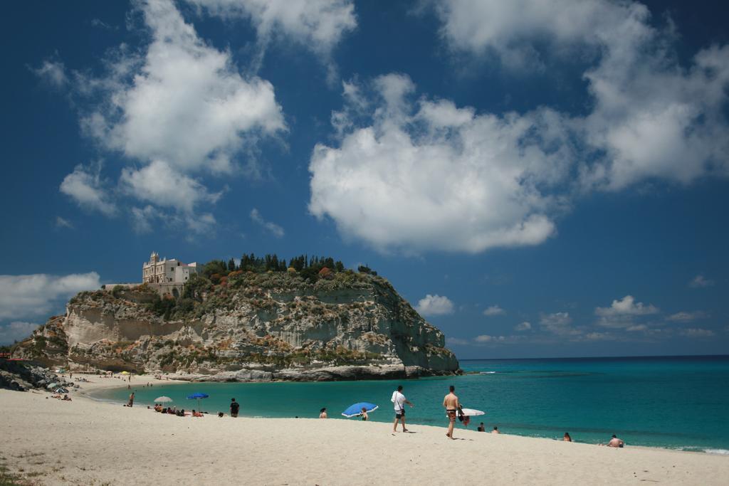 Appartamenti Porta Antica Di Tropea Rum bild